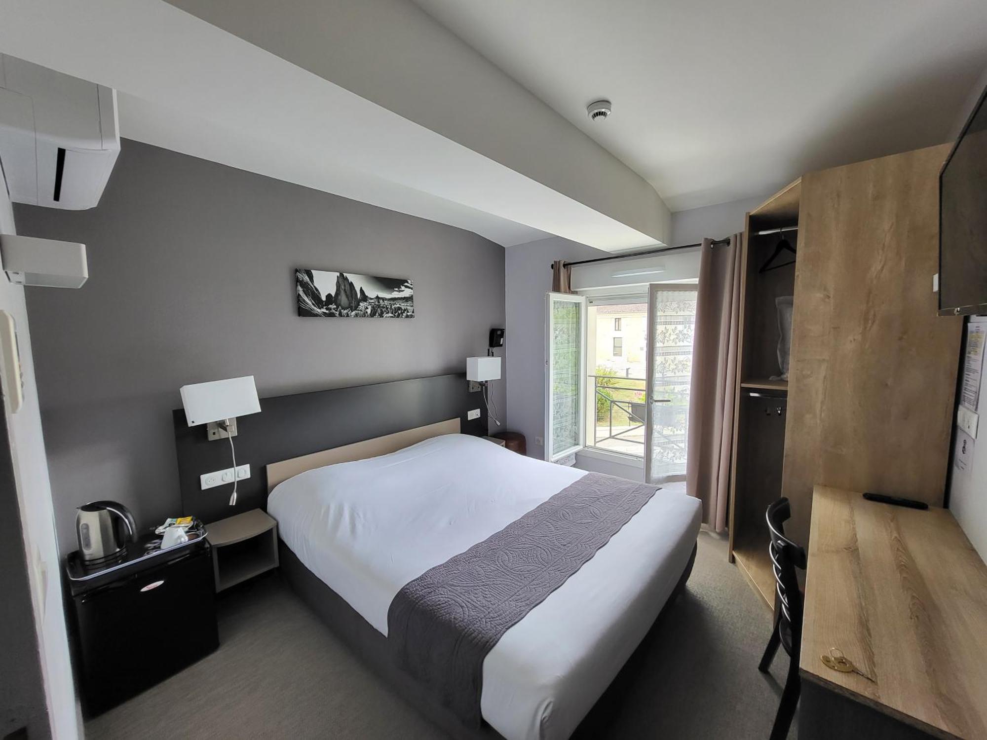 Auberge Des Lacs Bleus Clerac Номер фото